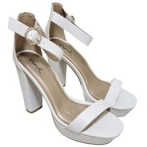 Qupid Women Iconic Ankle Strap Platform Sandals Size US 8 White Faux Leather